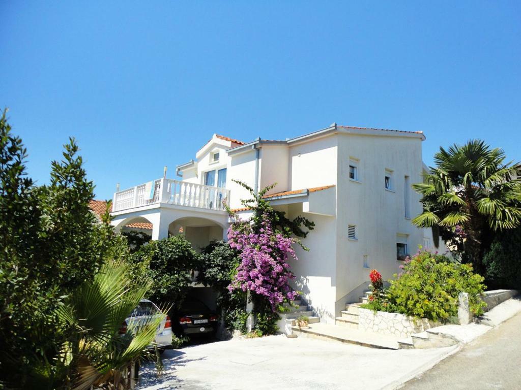 Apartment Marina Luaran gambar
